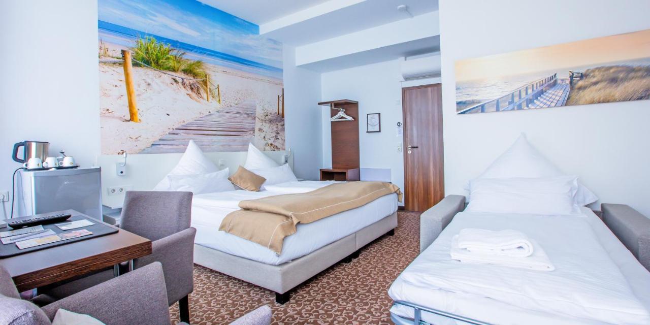 Hotel Das Kronprinz Тройсдорф Екстер'єр фото